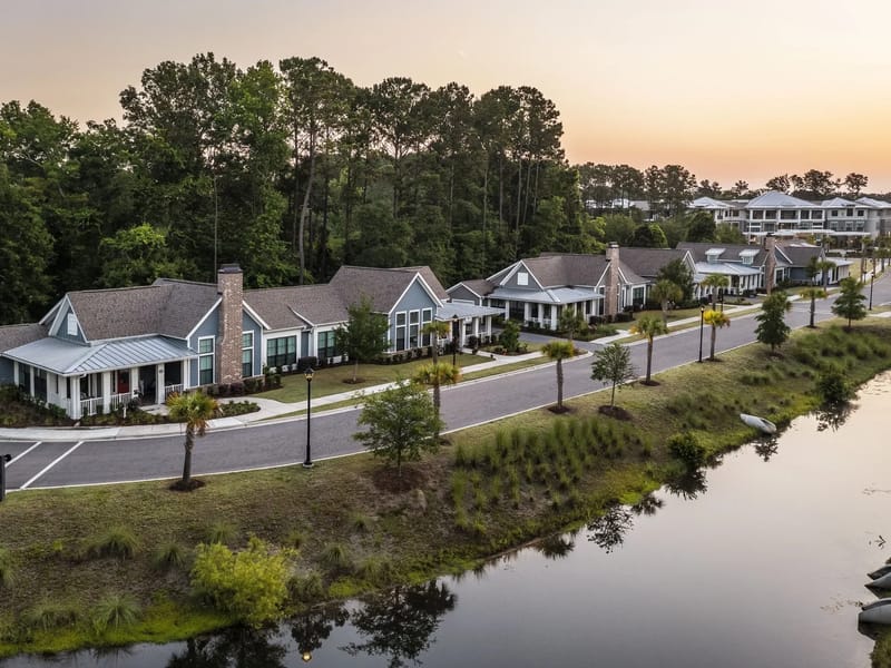 Atria Mount Pleasant — Assisted Living, Mount Pleasant, SC · photo 2
