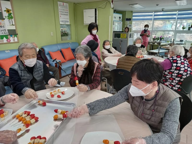 나눔강남 재가노인복지센터 - 요양원 in 강남구, 서울특별시 photo 1