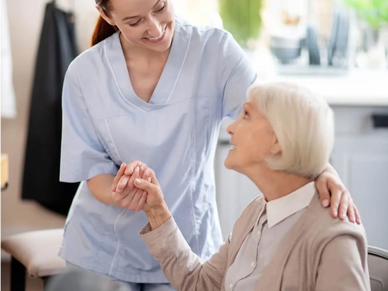 Abbotswood At Stonehenge - Assisted Living in Raleigh, NC photo 3