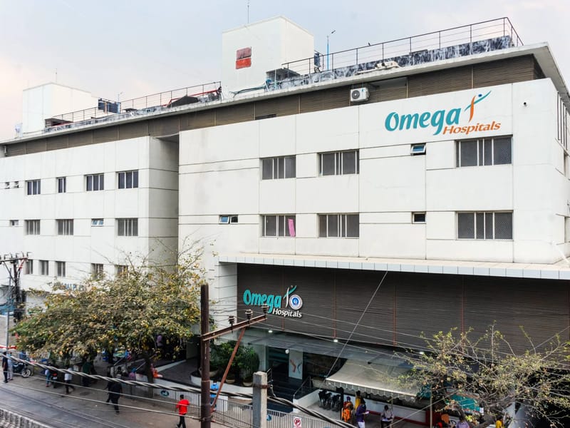 Omega Jmx Hospitals Managed By Surat Institute Of Oncology Pvt LTD - अस्पताल in Surat, Gujarat photo 2