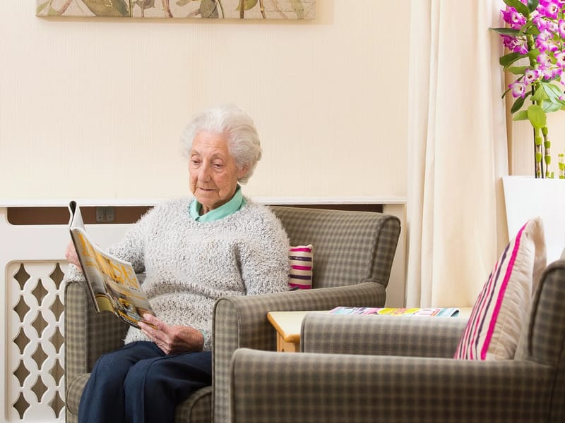 Clarendon Care Home - Nursing Home in Southsea, England photo 2