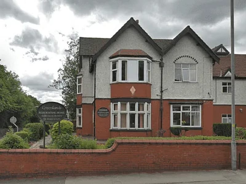 Greenlands Residential Home - Assisted Living in Bolton, England photo 2