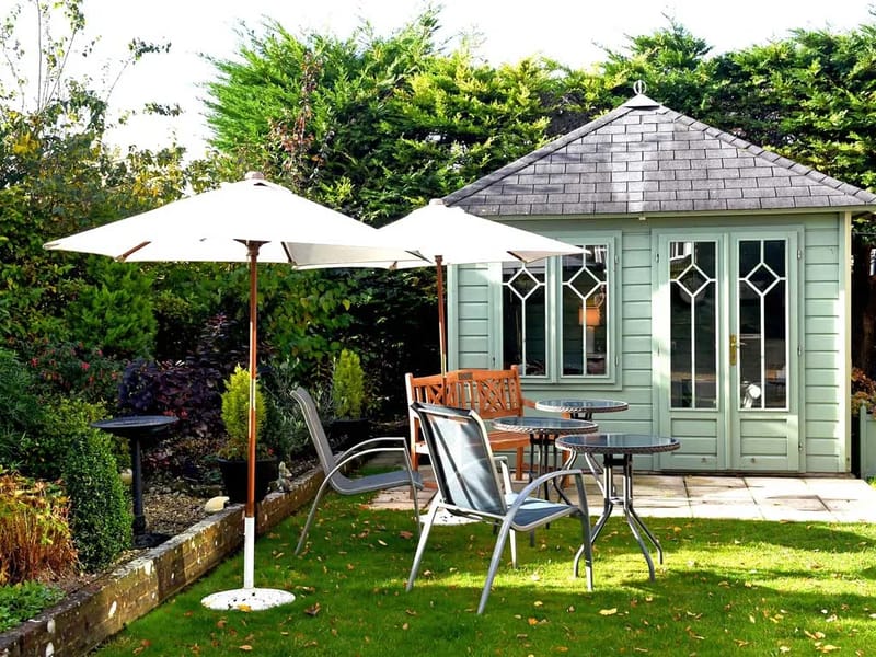 Place Farm House - Nursing Home in Brighton, England photo 2