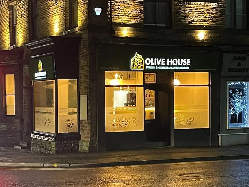 Olive House - Assisted Living in Barnet, England photo 3