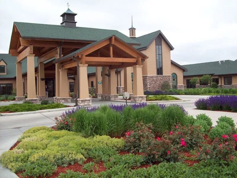 Heritage Estates - Nursing Home in Gering, NE photo 3