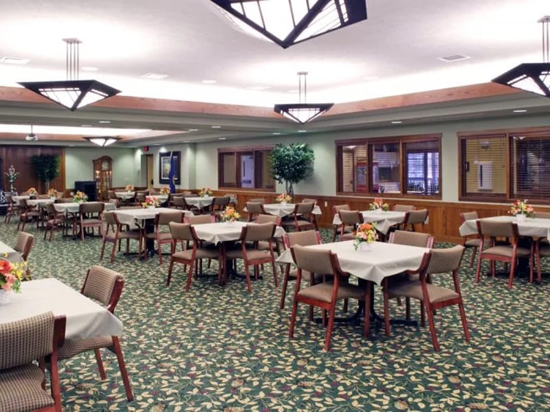 Heritage Estates - Nursing Home in Gering, NE photo 2