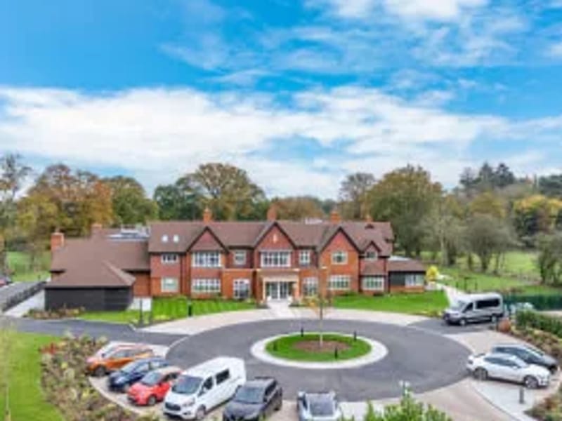 Winchester Road - Assisted Living in Alton, England photo 2