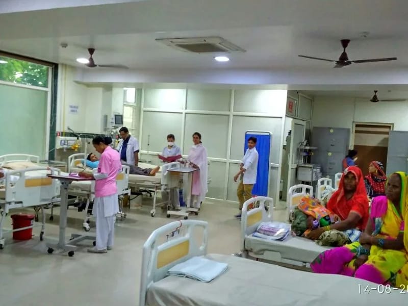 Charak Hospital & Research Centre - अस्पताल in Lucknow, Uttar Pradesh photo 2