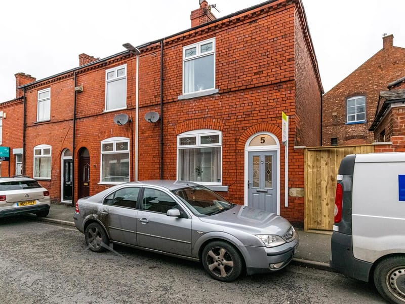 3L Care - Atherton - In-Home Care in Manchester, England photo 2