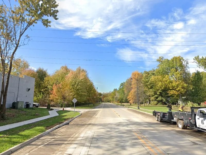 Florence Manor - Assisted Living in Garden City, MI photo 2