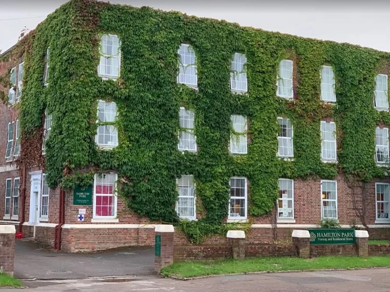 Hamilton Park Nursing Home - Nursing Home in Taunton, England photo 2