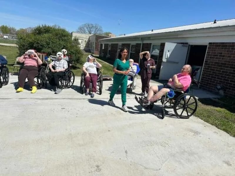 Carmi Manor Rehab & Nrsg Ctr - Nursing Home in Carmi, IL photo 3