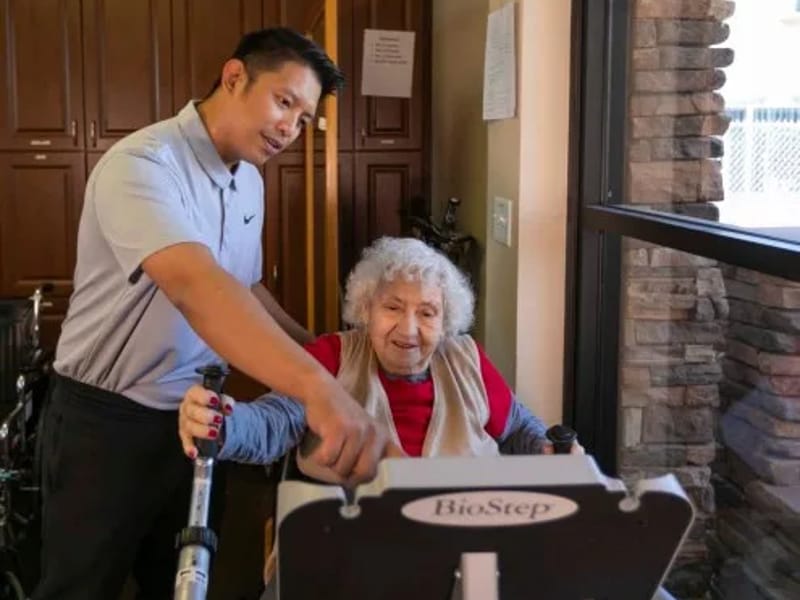 Brookfield Healthcare Center - Nursing Home in Downey, CA photo 1