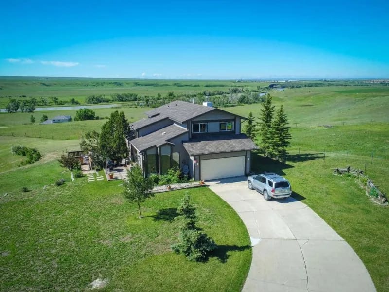 HOUSE C - Assisted Living in Lethbridge, AB photo 2