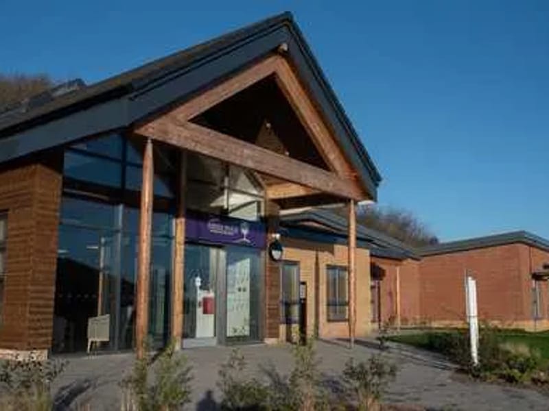 Oakland Village & Community Care Centre - Assisted Living in Swadlincote, England photo 2