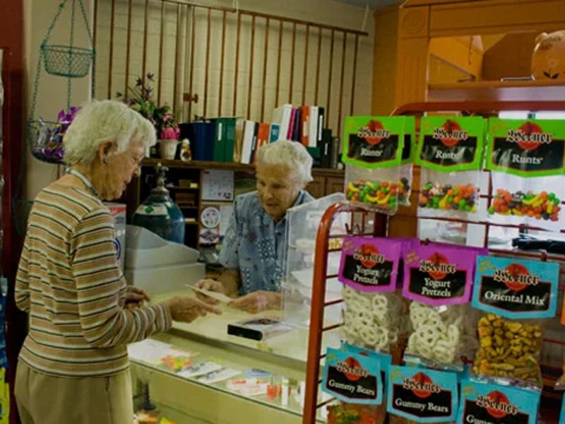 Devon Gables Rehabilitation Center, Llc - Assisted Living in Tucson, AZ photo 3