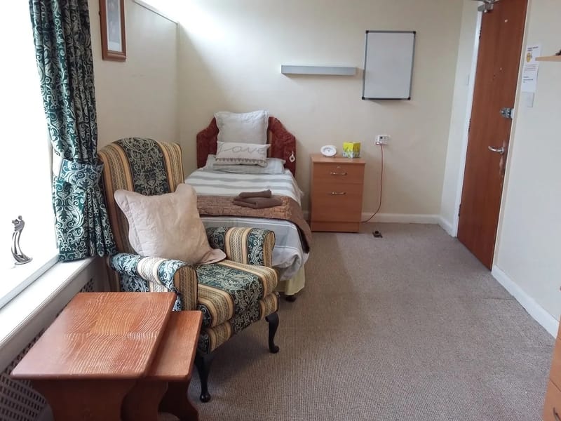 Ashley Court Care Home - Nursing Home in Kettering, England photo 3