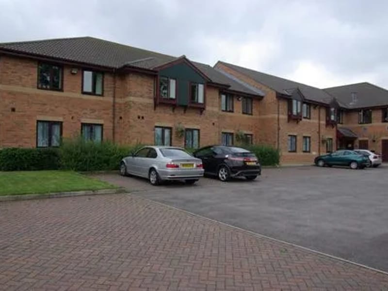The Uplands at Oxon - Assisted Living in Shrewsbury, England photo 2