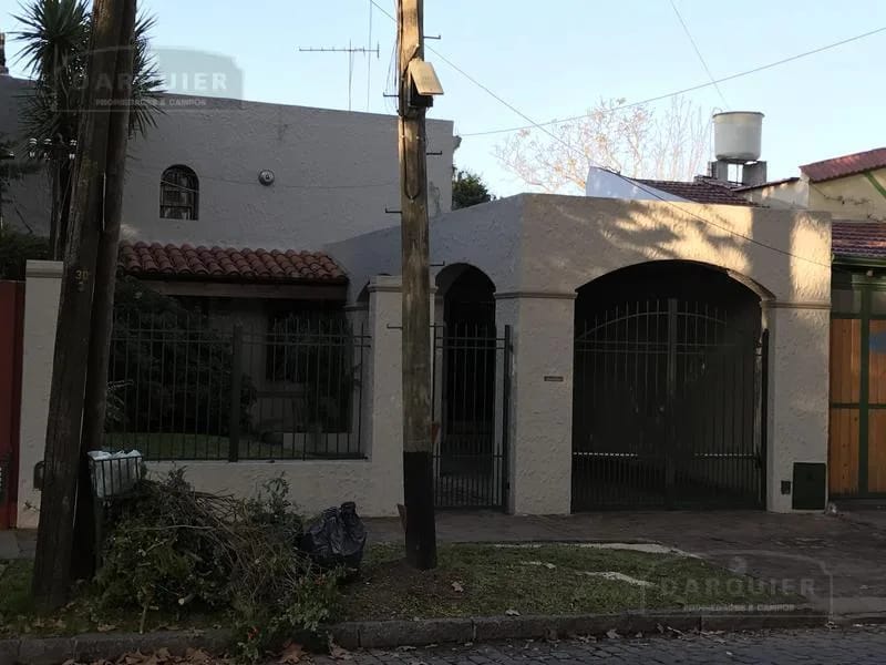 RESIDENCIA GERIATRICA EREZCANO - Hogar de Ancianos in Adrogue, Lanus photo 1