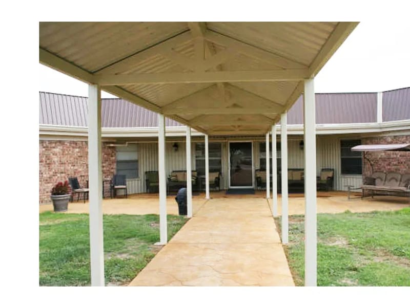 Castro County Nursing & Rehabilitation - Nursing Home in Dimmitt, TX photo 1
