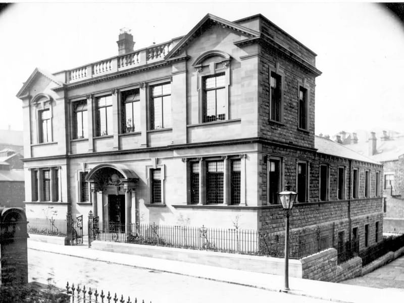 Leeds and Morley in Leeds, England photo 3