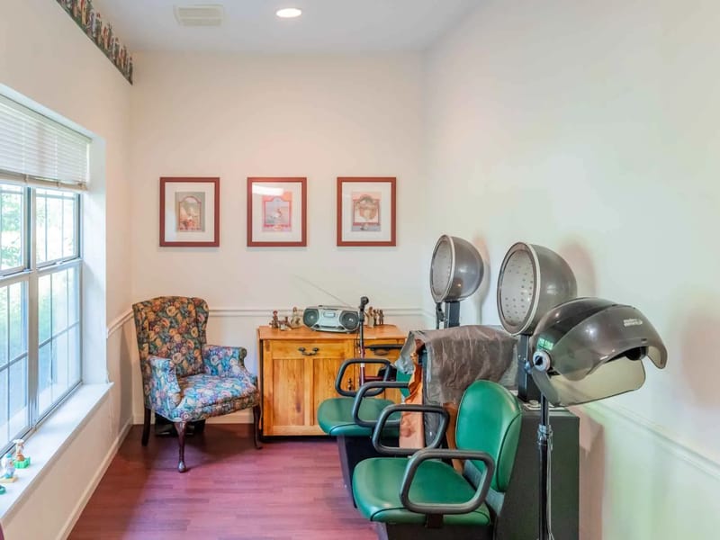 Aspen Ridge Retirement Village 2 - Assisted Living in Gaylord, MI photo 2
