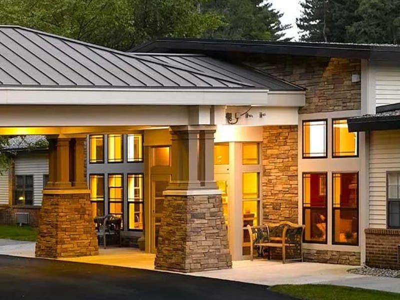 Atria Guilderland — Assisted Living, Slingerlands, NY · photo 2