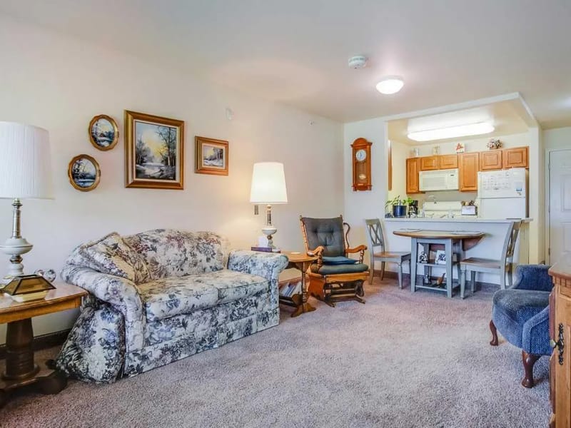 River Ridge Residential Center - Assisted Living in Freeland, MI photo 3