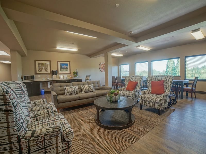Christopher Alder Ridge - Assisted Living in Mentone, CA photo 2
