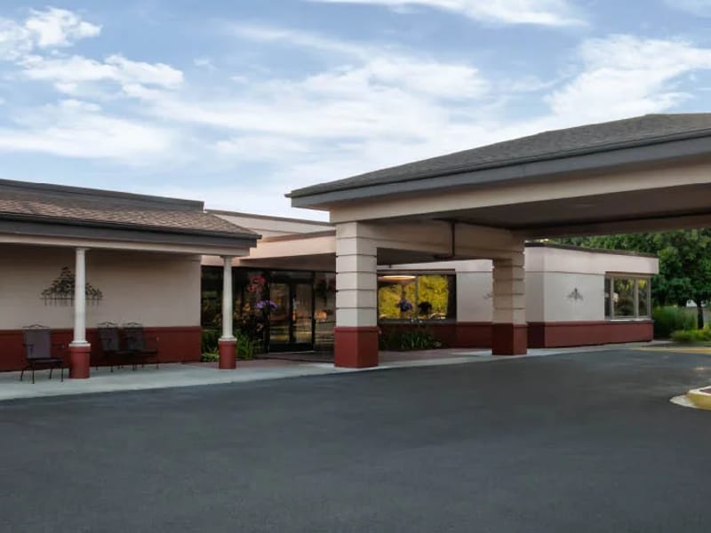 Autumn Woods Residential Health - Nursing Home in Warren, MI photo 1
