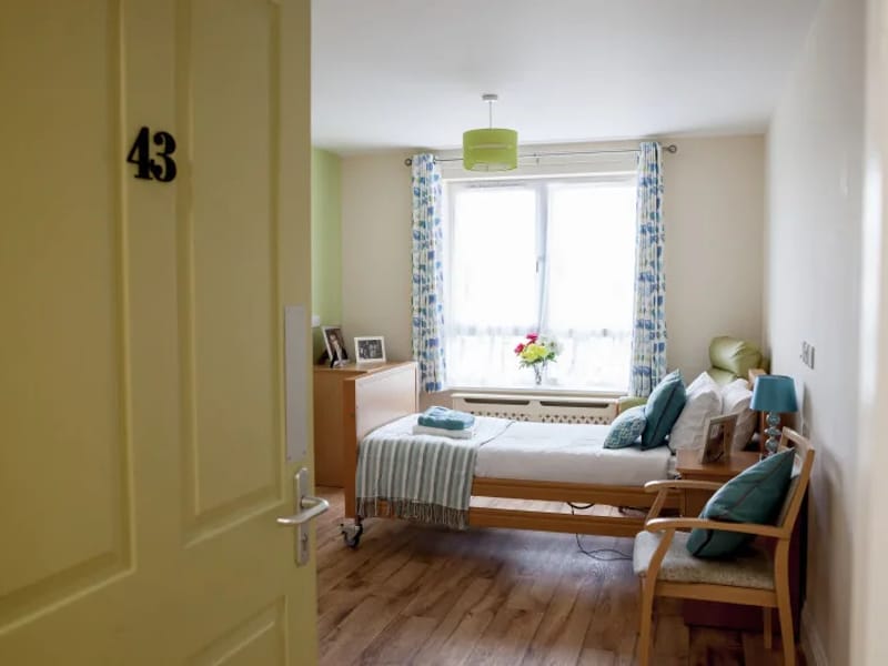 Three Willows Residential Care Home in London, England photo 8