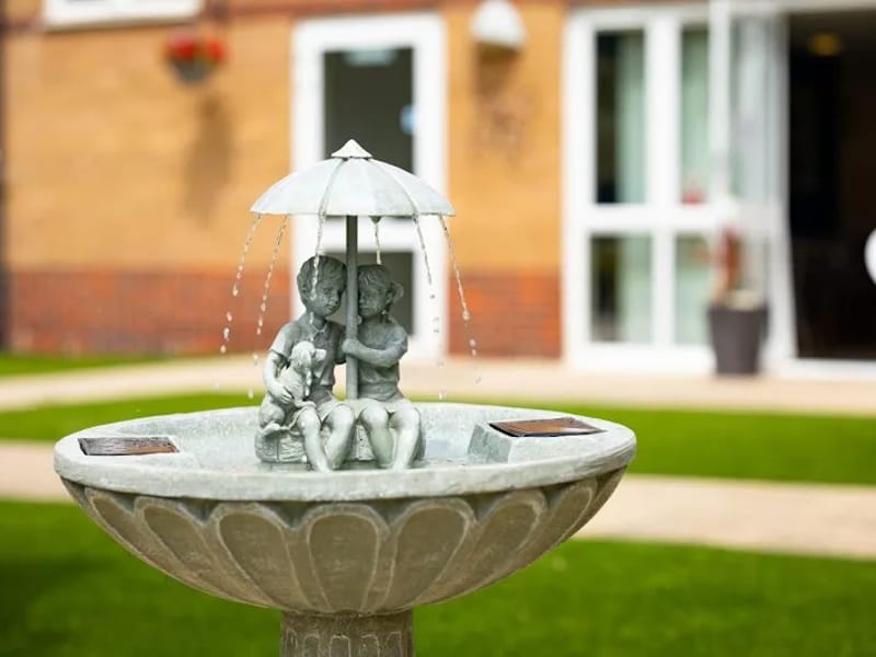 Three Willows Residential Care Home in London, England photo 7