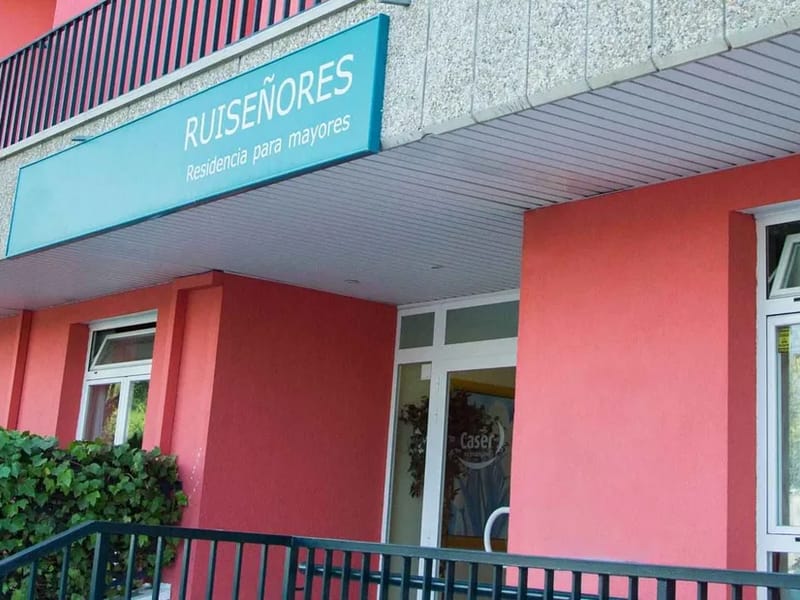 Caser Residencial Ruiseñores - Hogar de Ancianos in Zaragoza, Aragón photo 1