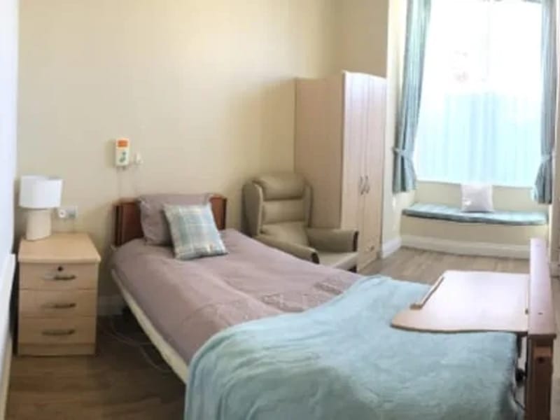 Kingsgate Care Home - Nursing Home in Clacton-On-Sea, England photo 3