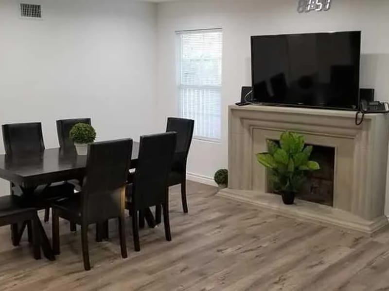 Alalik Care Home - Assisted Living in Granada Hills, CA photo 2