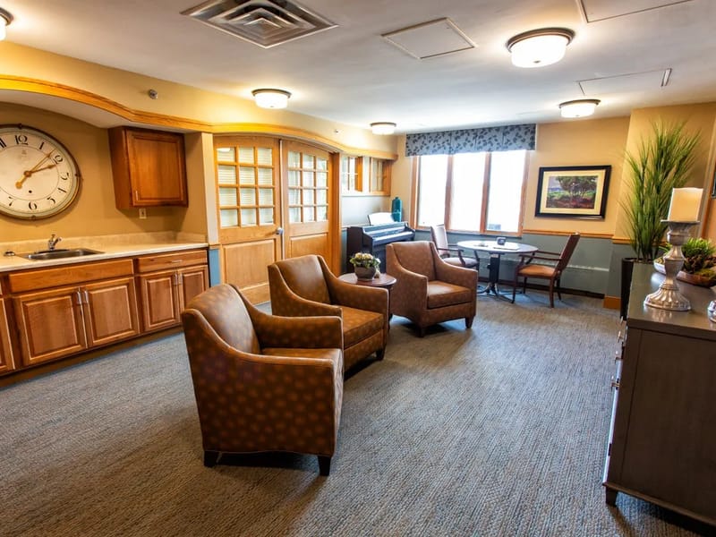 Mount Olivet Home - Nursing Home in Minneapolis, MN photo 4