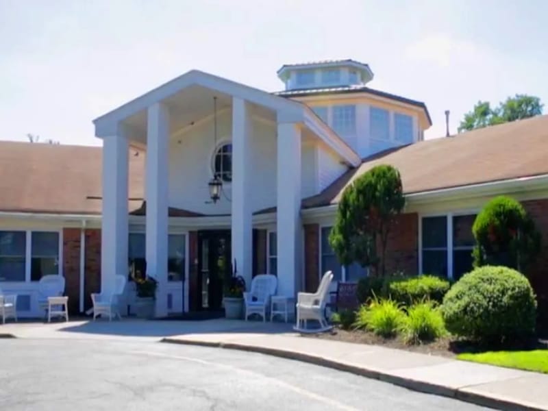 Care One at the Cupola - Assisted Living in Paramus, NJ photo 2