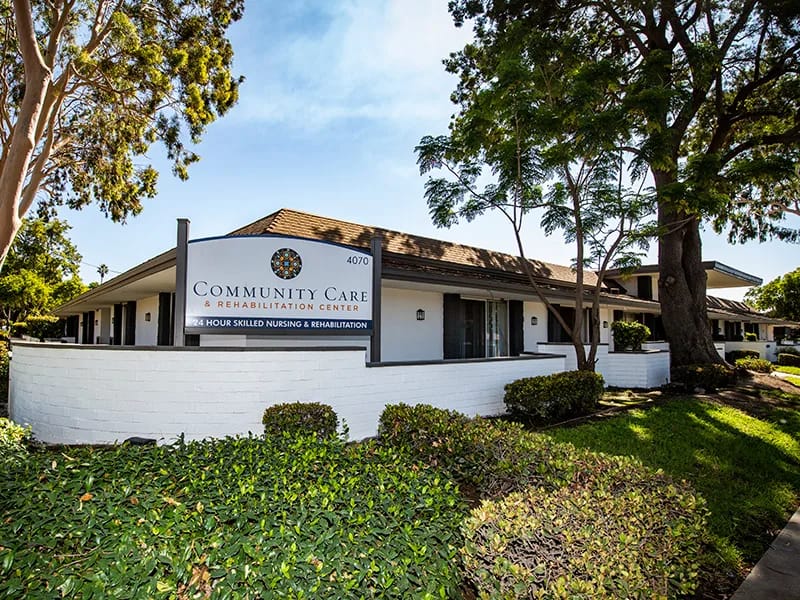 Community Care and Rehabilitation Center - Nursing Home in Riverside, CA photo 3