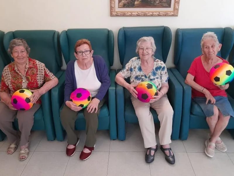 Residència de 3ª edat Santa Rita - Hogar de Ancianos in Castelldefels, Cataluña photo 3