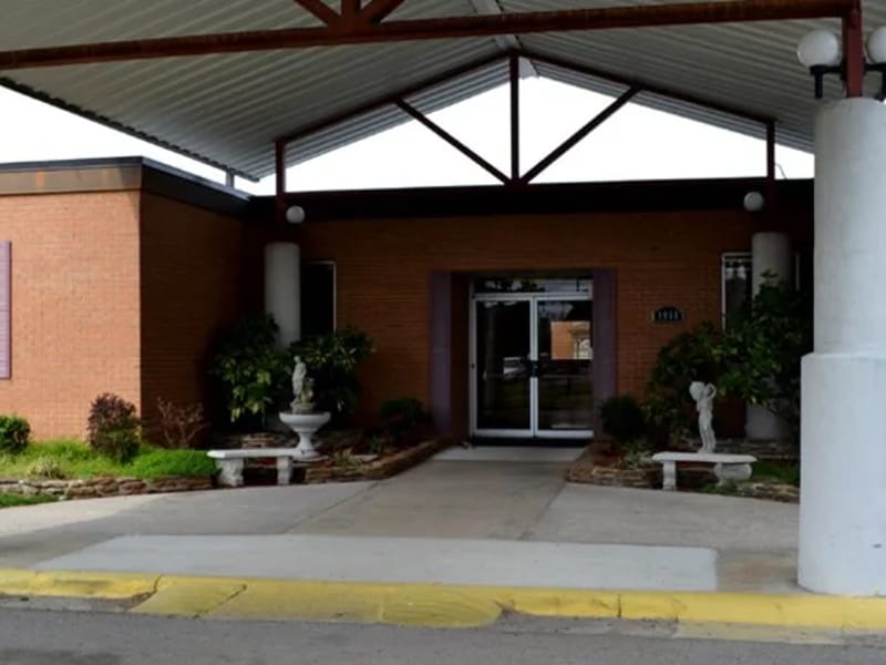 Lawrence Hall Health & Rehabilitation - Nursing Home in Walnut Ridge, AR photo 1