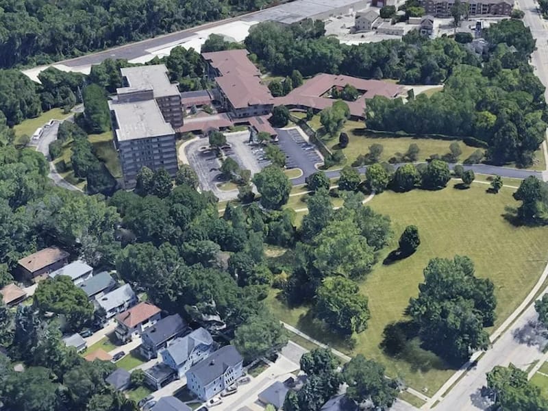 At Home Living - Assisted Living in Wauwatosa, WI photo 2