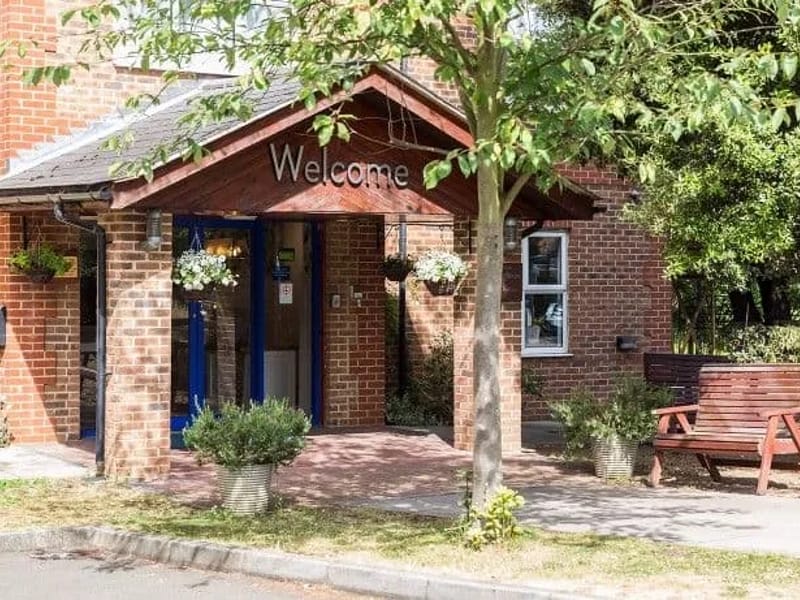 Kingston Care Home - Assisted Living in Kingston Upon Thames, England photo 5