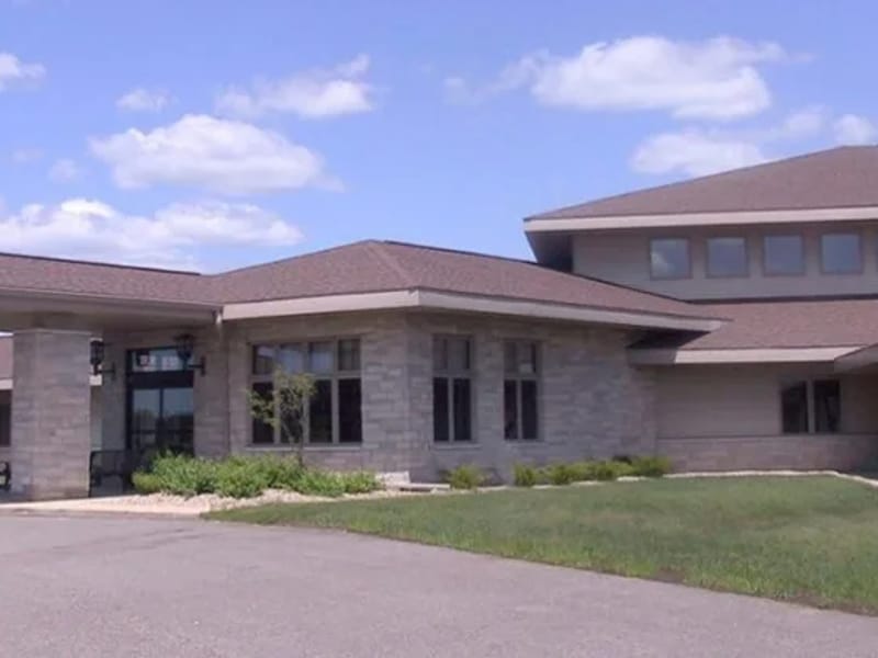 Crestview Home — Assisted Living, Bethany, MO · photo 3