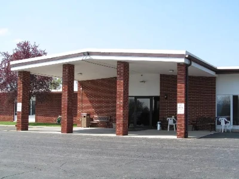 Appleton City Manor - Nursing Home in Appleton City, MO photo 2