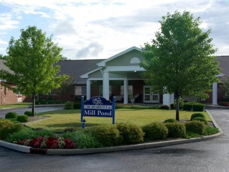 Hickory Creek at Sunset - Nursing Home in Greencastle, IN photo 3