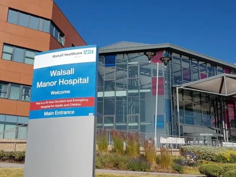MOB Healthcare Limited - In-Home Care in Walsall, England photo 2