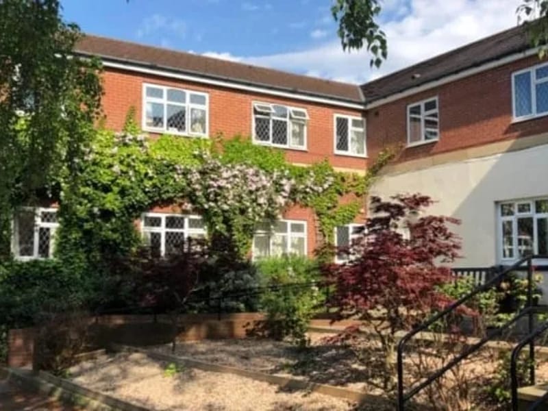 Gracelands Care Home - Nursing Home in Guisborough, England photo 2
