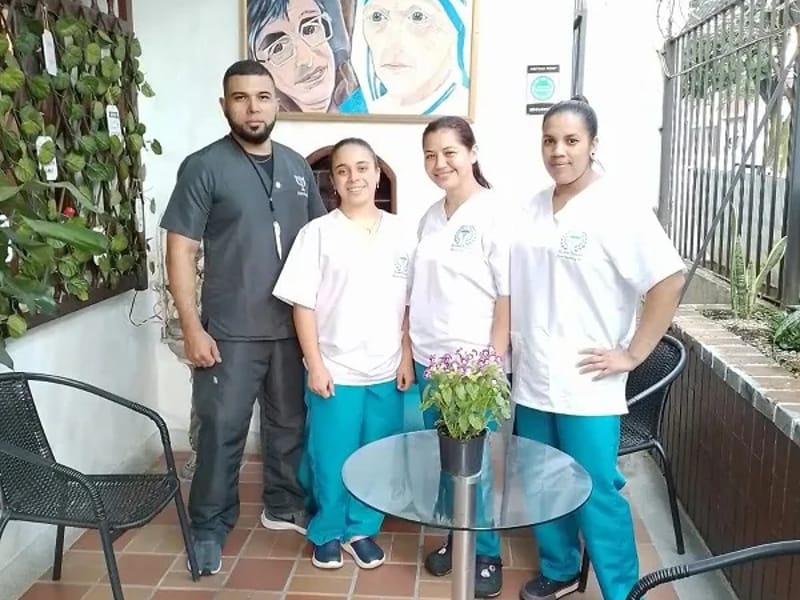 HOGAR GERIATRICO ABRILES DORADOS - Hogar de Ancianos in MERCEDES, BUENOS AIRES photo 1