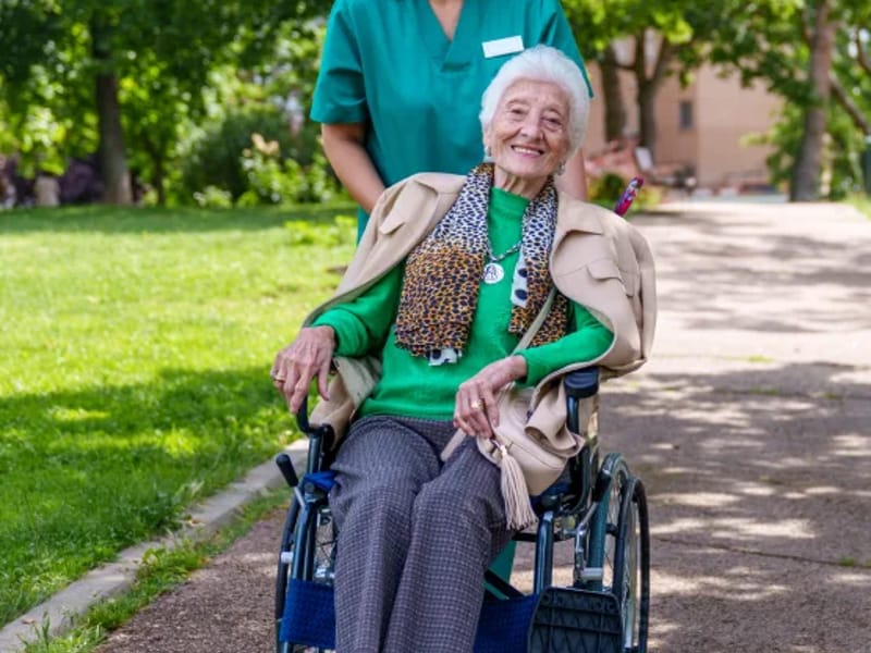 Instant Homecare in Luton, England photo 3