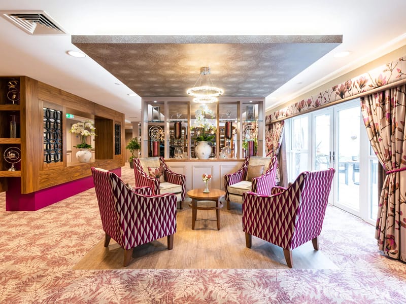 Mornington Court - Nursing Home in New Milton, England photo 3